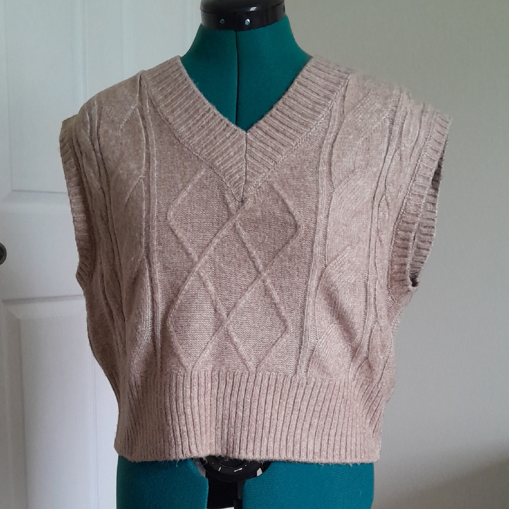 Sincerely Jules Cable Knit Sleeveless Sweater Vest XS